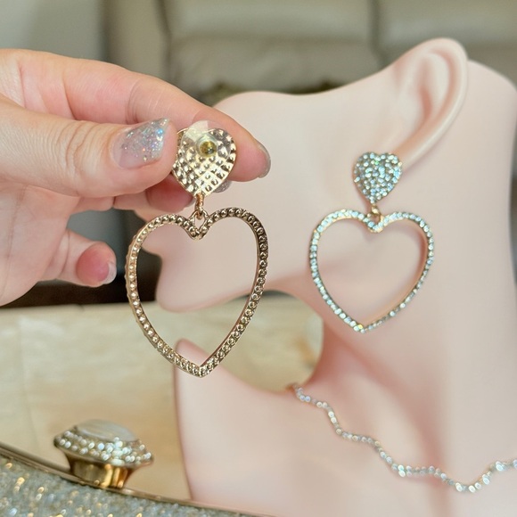 ⚜️ Trendy Silver Heart Earrings - Picture 8 of 9